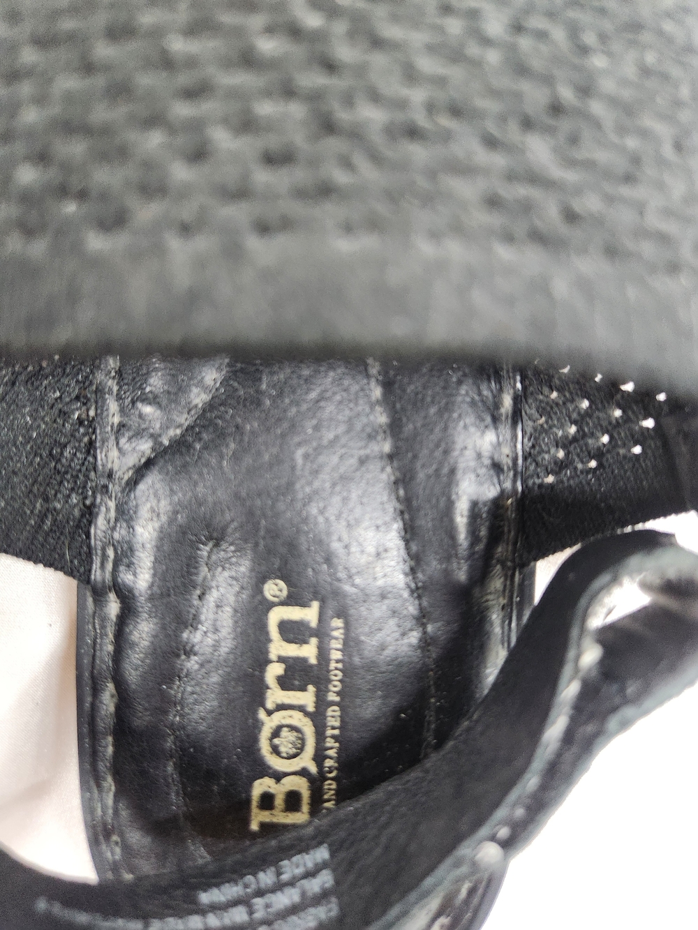 Born Women's Black Dual-Strap Stretch Sandals - Picture 4 of 9